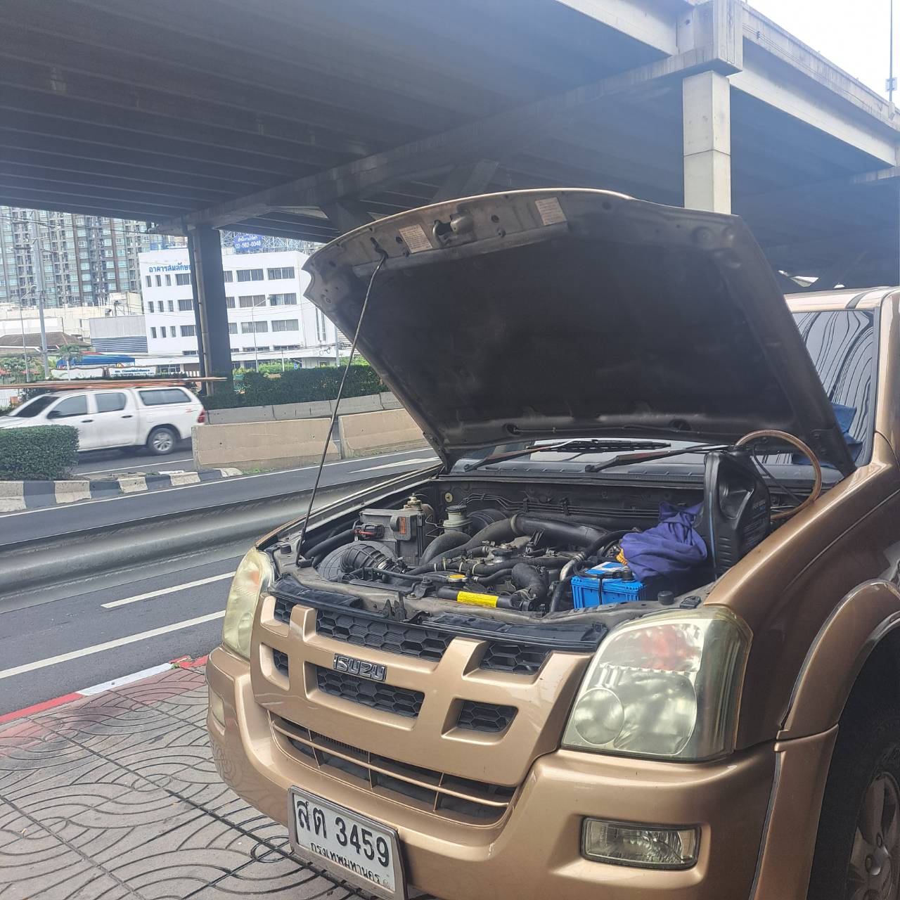 17 - https://ซ่อมรถ-แบตเตอรี่รถใกล้ฉัน.com | บริการซ่อมรถนอกสถานที่ 24 ชั่วโมง ครอบคลุมงานซ่อมทั่วไป เปลี่ยนแบตเตอรี่ เติมน้ำยาแอร์ ตรวจช่วงล่าง เปลี่ยนถ่ายน้ำมันเครื่อง และไดชาร์จ-ไดสตาร์ท ครบจบที่เดียว 17 - https://ซ่อมรถ-แบตเตอรี่รถใกล้ฉัน.com | บริการซ่อมรถนอกสถานที่ 24 ชั่วโมง ครอบคลุมงานซ่อมทั่วไป เปลี่ยนแบตเตอรี่ เติมน้ำยาแอร์ ตรวจช่วงล่าง เปลี่ยนถ่ายน้ำมันเครื่อง และไดชาร์จ-ไดสตาร์ท ครบจบที่เดียว