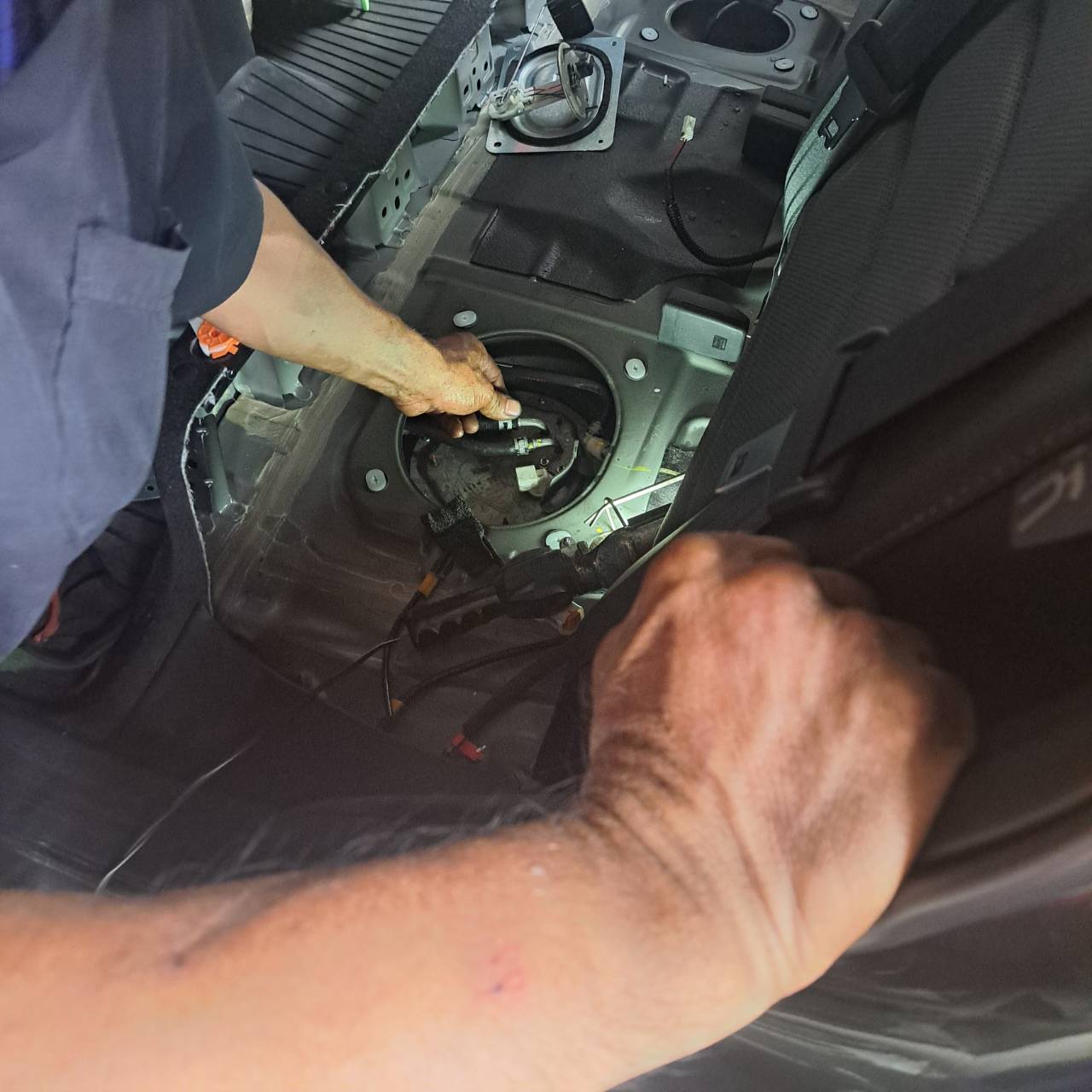 29 - https://ซ่อมรถ-แบตเตอรี่รถใกล้ฉัน.com | บริการซ่อมรถนอกสถานที่ 24 ชั่วโมง ครอบคลุมงานซ่อมทั่วไป เปลี่ยนแบตเตอรี่ เติมน้ำยาแอร์ ตรวจช่วงล่าง เปลี่ยนถ่ายน้ำมันเครื่อง และไดชาร์จ-ไดสตาร์ท ครบจบที่เดียว 29 - https://ซ่อมรถ-แบตเตอรี่รถใกล้ฉัน.com | บริการซ่อมรถนอกสถานที่ 24 ชั่วโมง ครอบคลุมงานซ่อมทั่วไป เปลี่ยนแบตเตอรี่ เติมน้ำยาแอร์ ตรวจช่วงล่าง เปลี่ยนถ่ายน้ำมันเครื่อง และไดชาร์จ-ไดสตาร์ท ครบจบที่เดียว