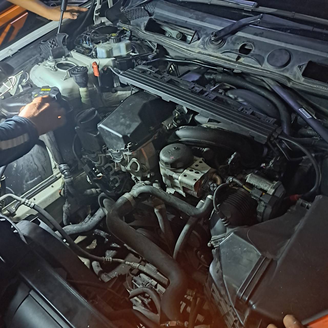 35 - https://ซ่อมรถ-แบตเตอรี่รถใกล้ฉัน.com | บริการซ่อมรถนอกสถานที่ 24 ชั่วโมง ครอบคลุมงานซ่อมทั่วไป เปลี่ยนแบตเตอรี่ เติมน้ำยาแอร์ ตรวจช่วงล่าง เปลี่ยนถ่ายน้ำมันเครื่อง และไดชาร์จ-ไดสตาร์ท ครบจบที่เดียว 35 - https://ซ่อมรถ-แบตเตอรี่รถใกล้ฉัน.com | บริการซ่อมรถนอกสถานที่ 24 ชั่วโมง ครอบคลุมงานซ่อมทั่วไป เปลี่ยนแบตเตอรี่ เติมน้ำยาแอร์ ตรวจช่วงล่าง เปลี่ยนถ่ายน้ำมันเครื่อง และไดชาร์จ-ไดสตาร์ท ครบจบที่เดียว