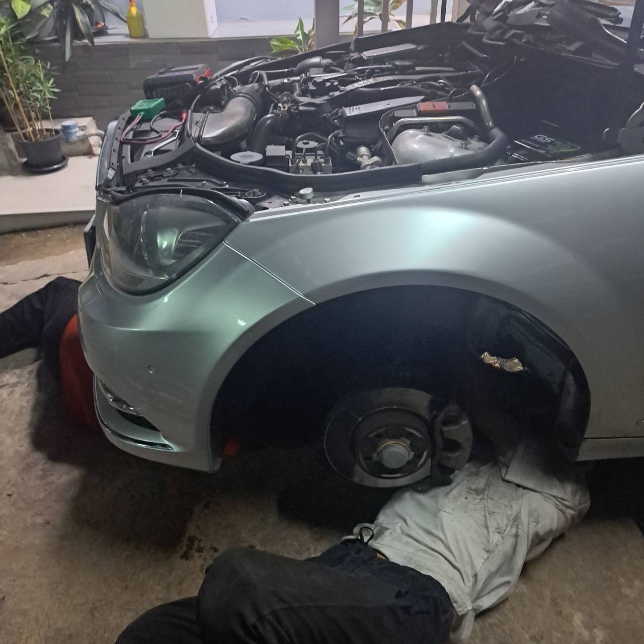 36 - https://ซ่อมรถ-แบตเตอรี่รถใกล้ฉัน.com | บริการซ่อมรถนอกสถานที่ 24 ชั่วโมง ครอบคลุมงานซ่อมทั่วไป เปลี่ยนแบตเตอรี่ เติมน้ำยาแอร์ ตรวจช่วงล่าง เปลี่ยนถ่ายน้ำมันเครื่อง และไดชาร์จ-ไดสตาร์ท ครบจบที่เดียว 36 - https://ซ่อมรถ-แบตเตอรี่รถใกล้ฉัน.com | บริการซ่อมรถนอกสถานที่ 24 ชั่วโมง ครอบคลุมงานซ่อมทั่วไป เปลี่ยนแบตเตอรี่ เติมน้ำยาแอร์ ตรวจช่วงล่าง เปลี่ยนถ่ายน้ำมันเครื่อง และไดชาร์จ-ไดสตาร์ท ครบจบที่เดียว